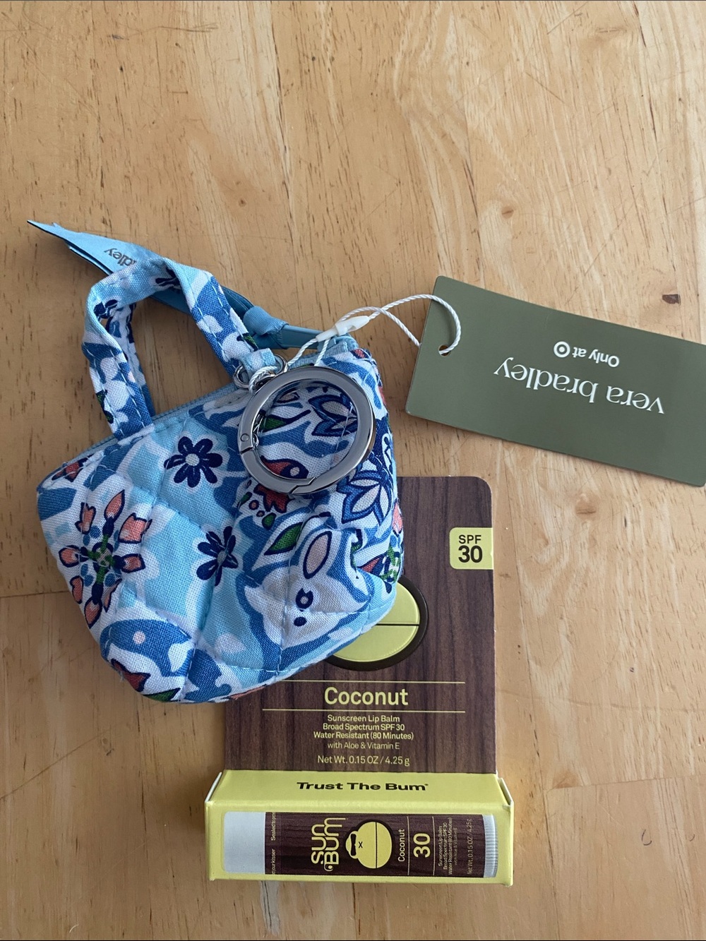 Bundle Vera Bradley Target zippered Mini tote bag bagcharm Keychain & lip balm - Picture 2 of 10